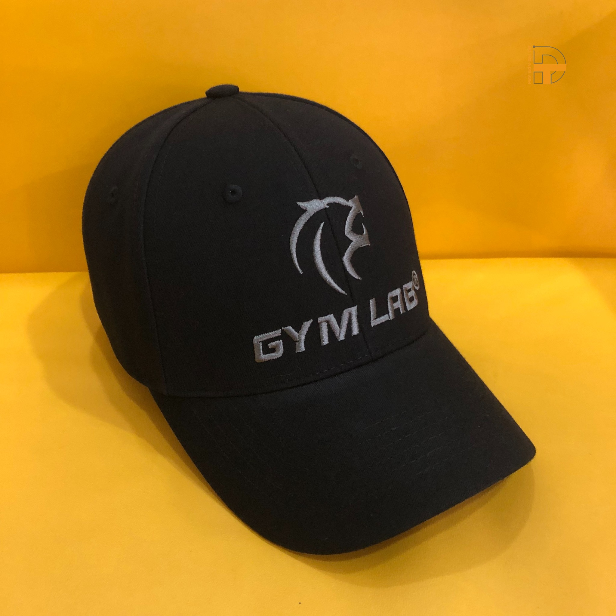 May Nón Kết Quà Tặng