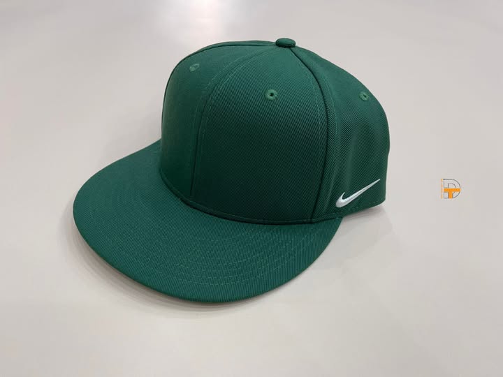 May Nón Snapback